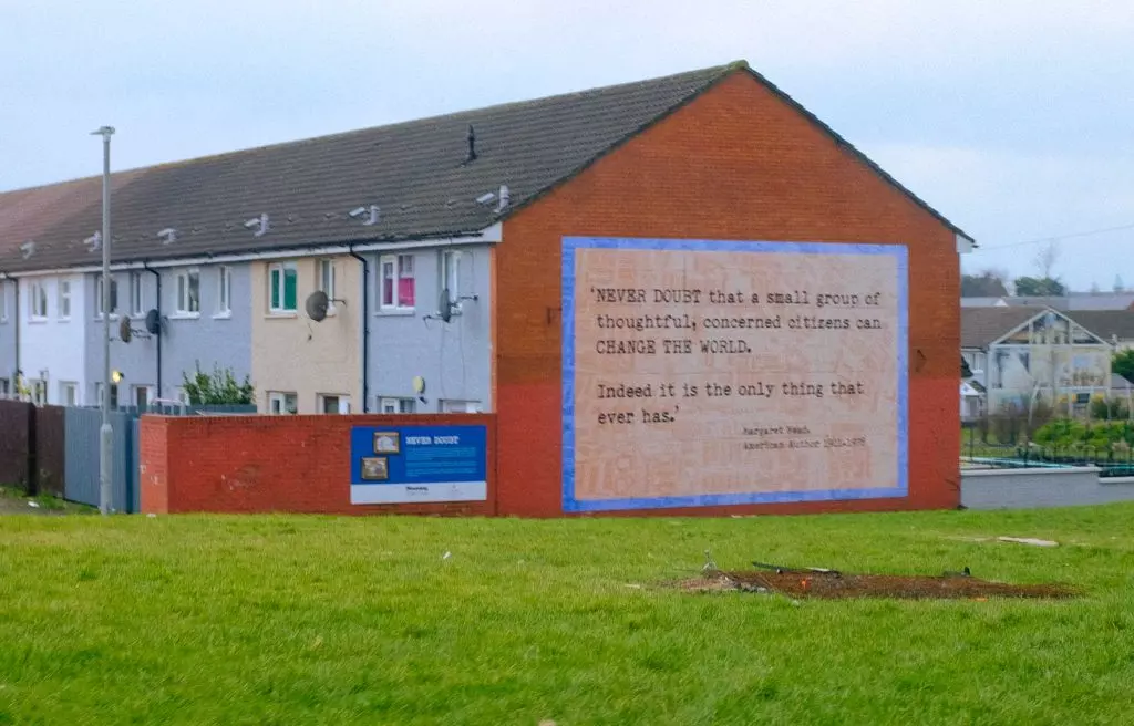 political murals belfast