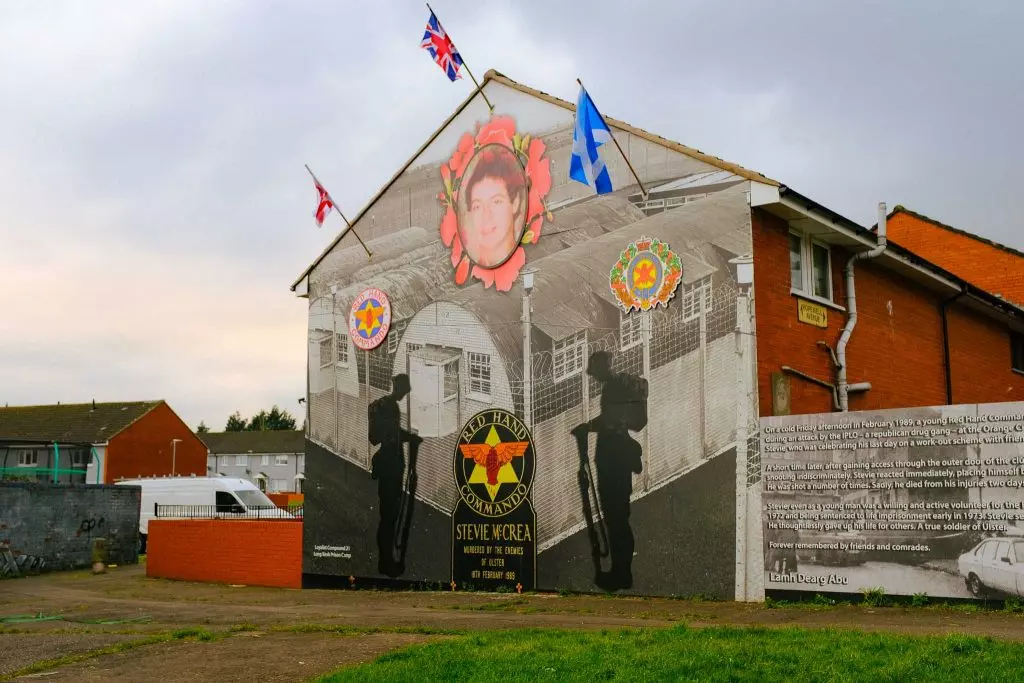 murals black cab belfast
