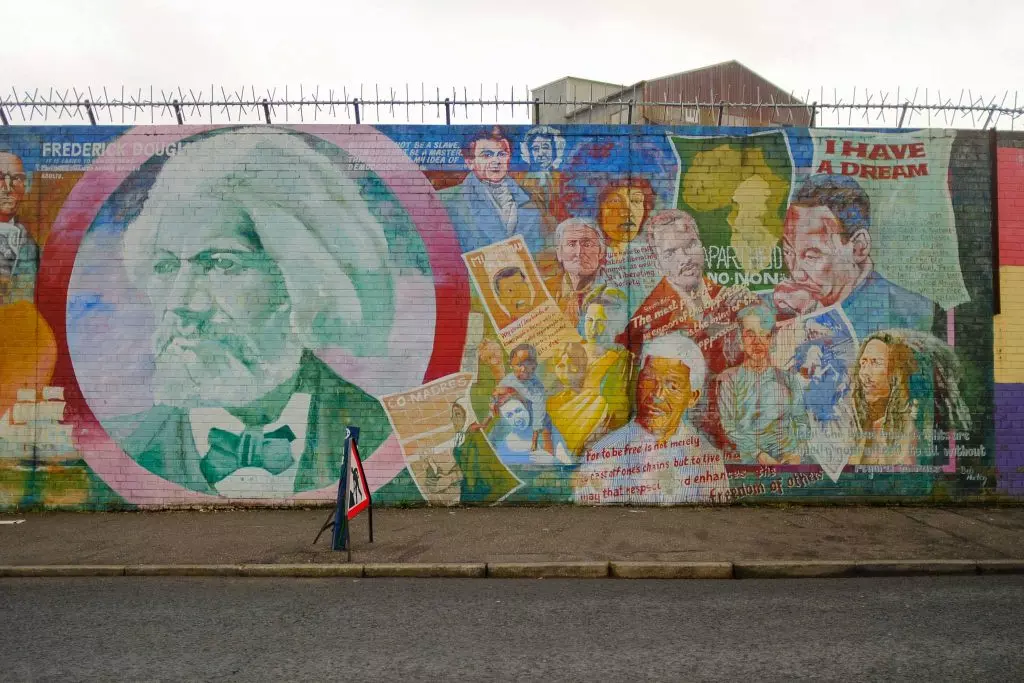 international wall belfast
