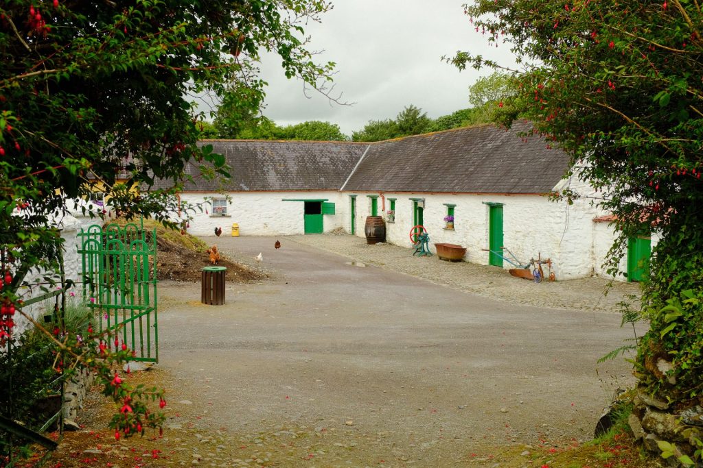 muckross traditional farms
