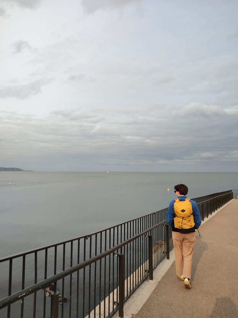 dun laoghaire promenade bord de mer